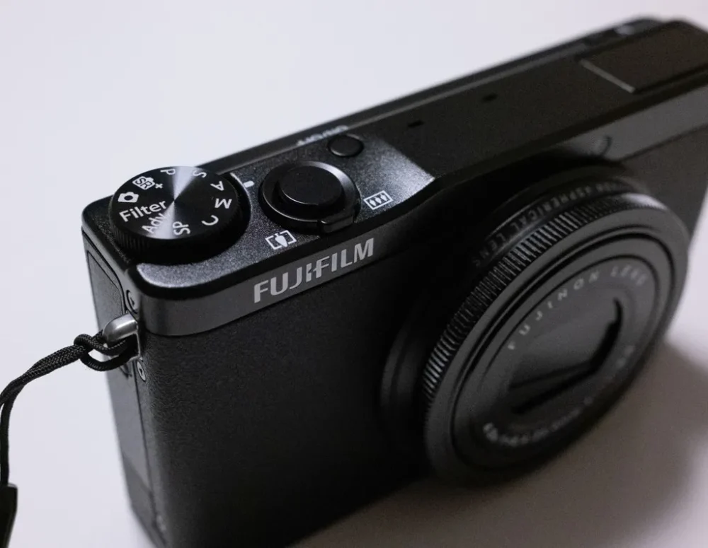 FUJIFILM XQ2　ボタン