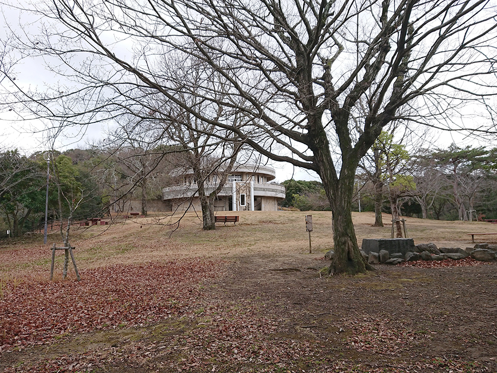 瀬板の森公園の休憩所